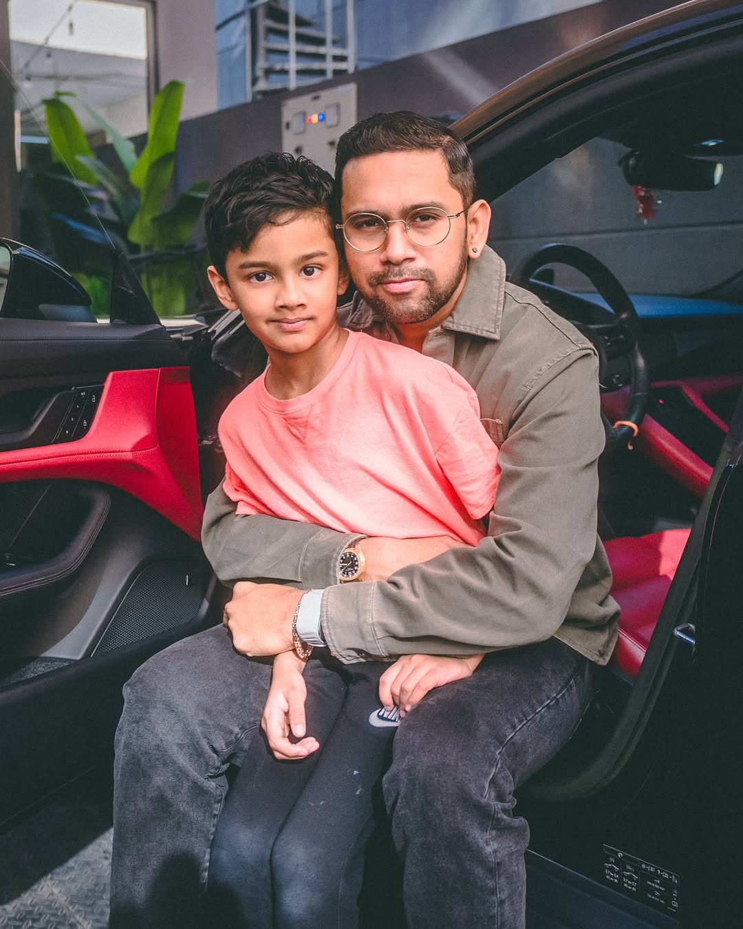 Ritch with Dad in a car
